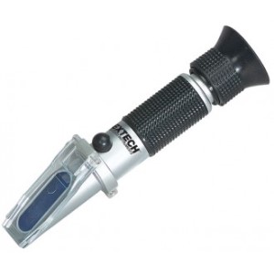 BRIX REFRACTOMETER